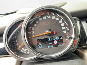 Vehicle image MINI Cooper Cabrio S SDKG