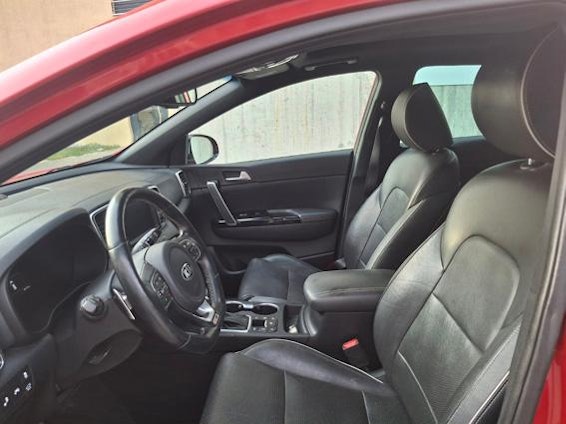 Vehicle image 6 Vehicle image 6