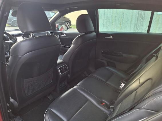 Vehicle image 9 Vehicle image 9