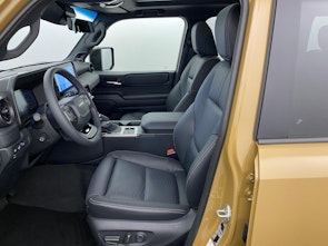 Vehicle image TOYOTA Land Cruiser 2.8 D 230 First Edition