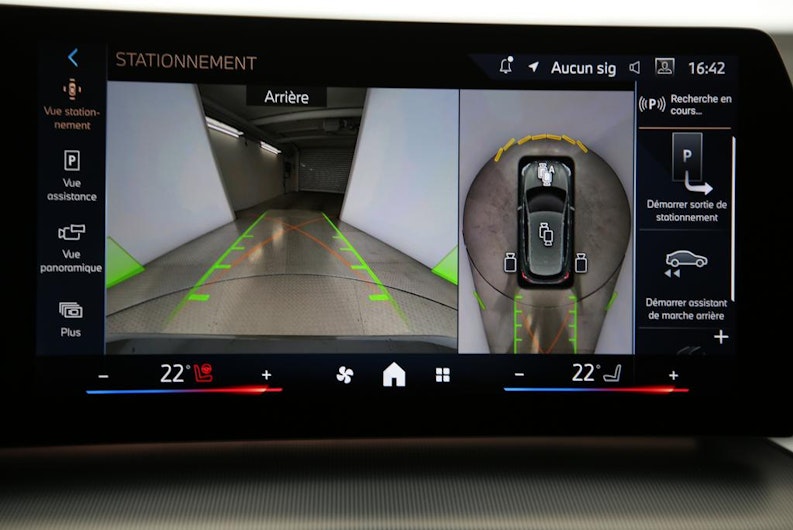 Vehicle image BMW 2 SERIES