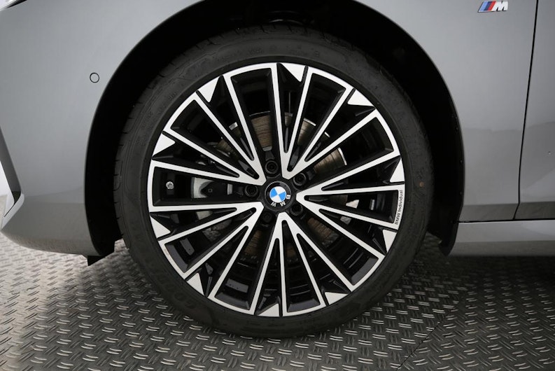 Vehicle image BMW 2 SERIES