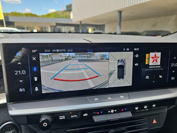 Vehicle image 22 Vehicle image 22