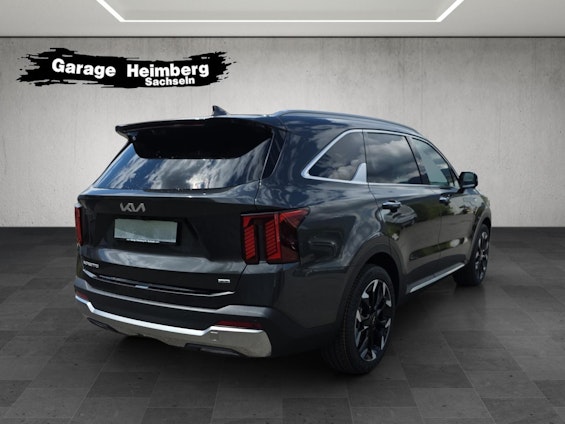 Vehicle image 4 Vehicle image 4