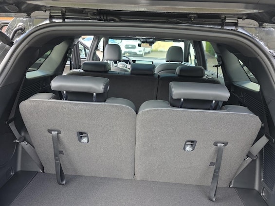 Vehicle image 14 Vehicle image 14