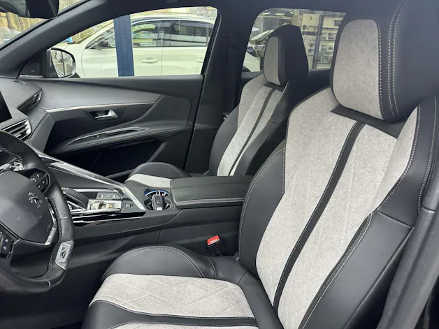 Peugeot 3008 1.6 Plug-in Hybrid4 GT