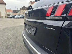 Peugeot 3008 1.6 Plug-in Hybrid4 GT
