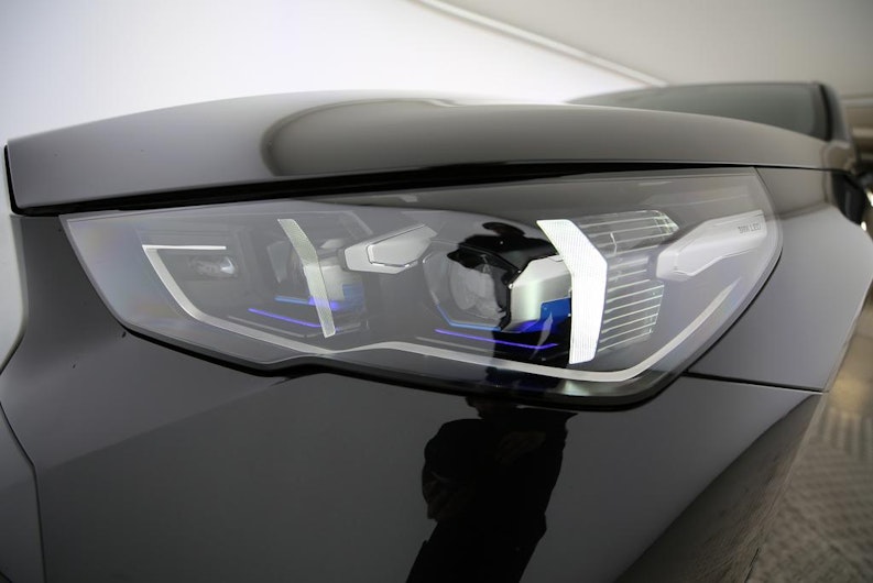 Vehicle image BMW 5 SERIES