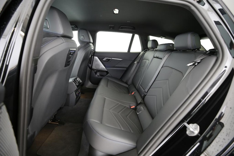 Vehicle image BMW 5 SERIES