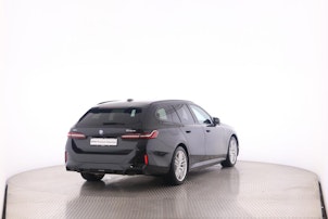 Vehicle image BMW 530e xDrive Touring