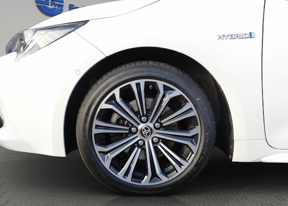 Vehicle image 9 Vehicle image 9