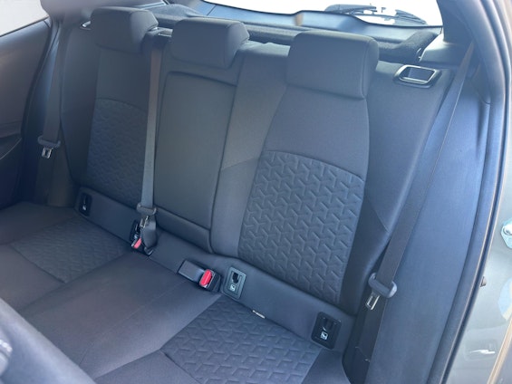 Vehicle image 7 Vehicle image 7