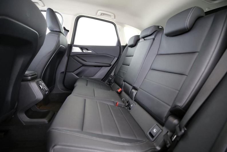 Vehicle image BMW 2 SERIES