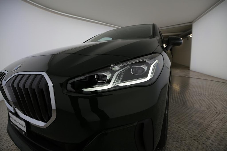Vehicle image BMW 2 SERIES