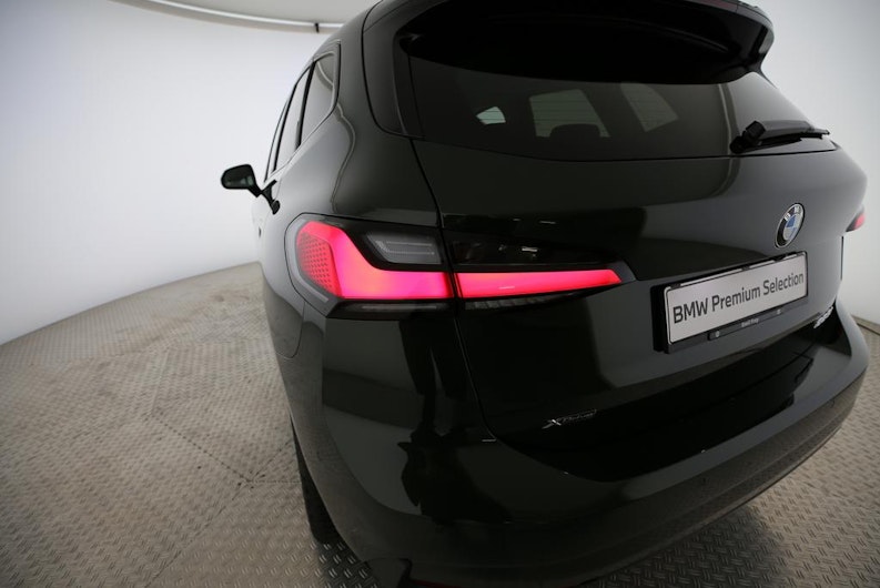 Vehicle image BMW 2 SERIES