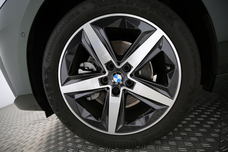 Vehicle image BMW 2 SERIES