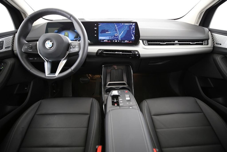 Vehicle image BMW 2 SERIES