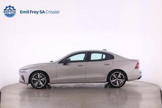 https://vehicle.imgix.net/4087273/7fba488c-d701-4467-822f-fffb28195ff4.jpg