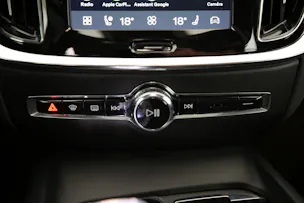 VOLVO S60 2.0 B5 MH Ultimate Dark AWD