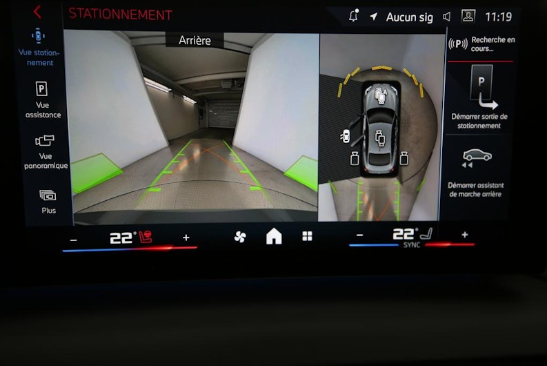 Vehicle image BMW 2 SERIES