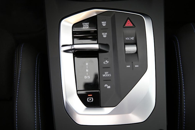 Vehicle image BMW 2 SERIES