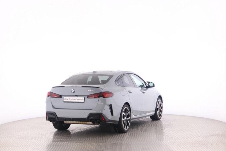 Vehicle image BMW 2 SERIES