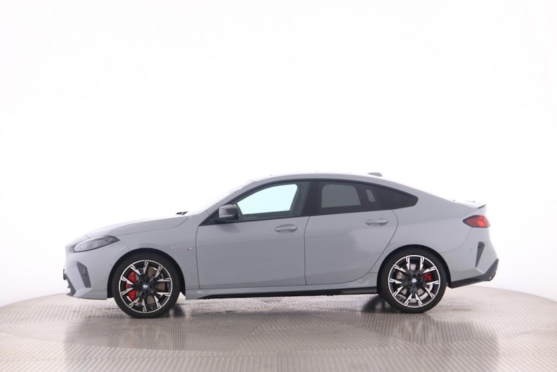 Vehicle image BMW 2 SERIES