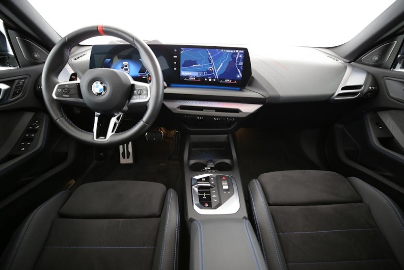 Vehicle image BMW 2 SERIES