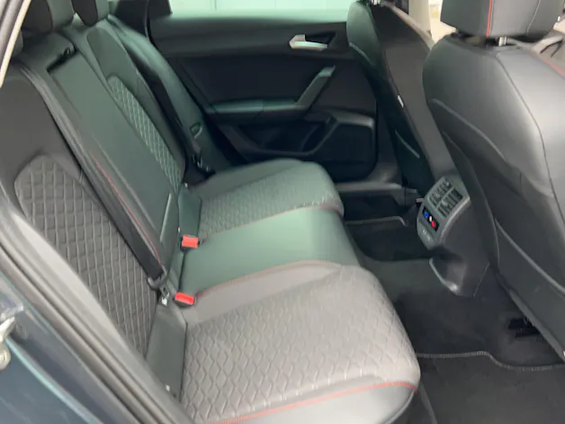 SEAT Leon ST 1.5 eTSI 150 FR DSG