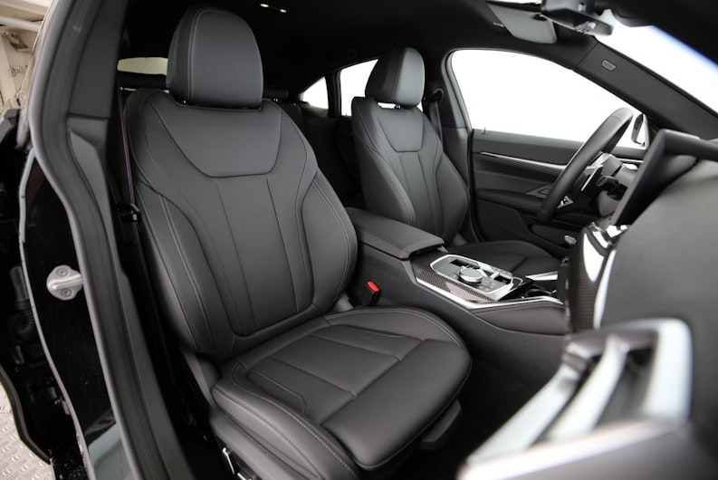 Vehicle image BMW 4 SERIES