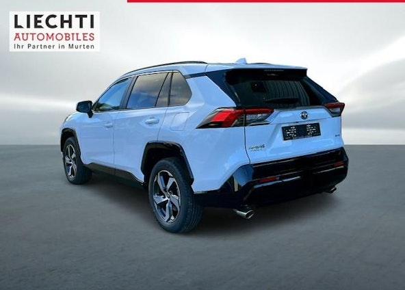 Vehicle image 8 Vehicle image 8