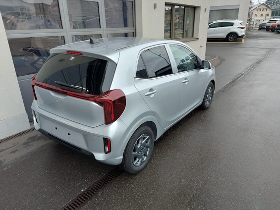 Vehicle image 8 Vehicle image 8