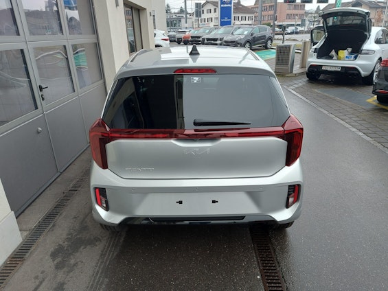 Vehicle image 10 Vehicle image 10