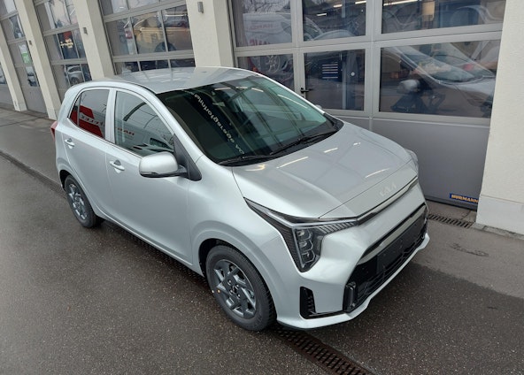 Vehicle image 6 Vehicle image 6