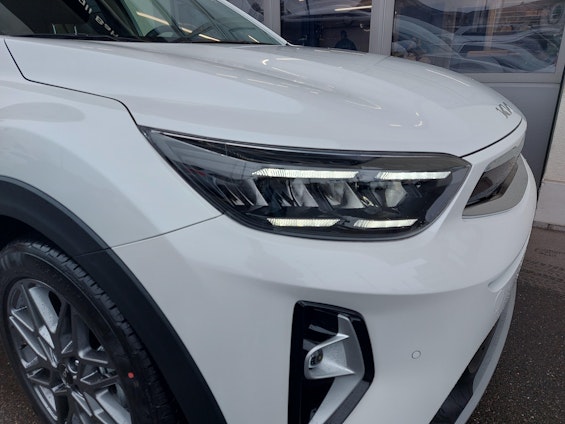 Vehicle image 5 Vehicle image 5