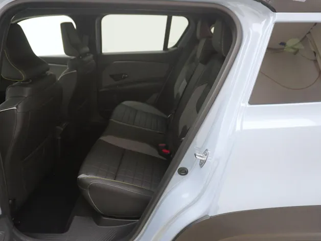 Renault R4 E-Tech Comfort Range iconic