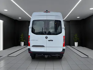 Mercedes-Benz E-SPRINTER 320 KA 3665MM