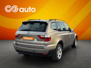 BMW X3 xDrive 20i (2.0i)" consomme de l'huile "