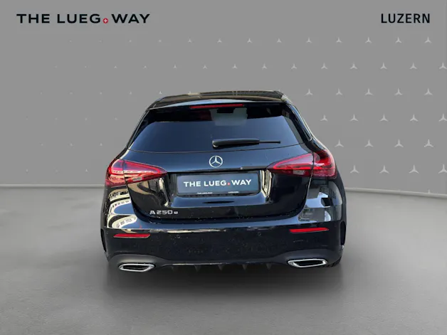 Mercedes-Benz A 250 e EQ Star 8G-DCT