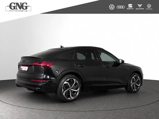 Audi e-tron 55 Sportback S Line Black Edition quattro
