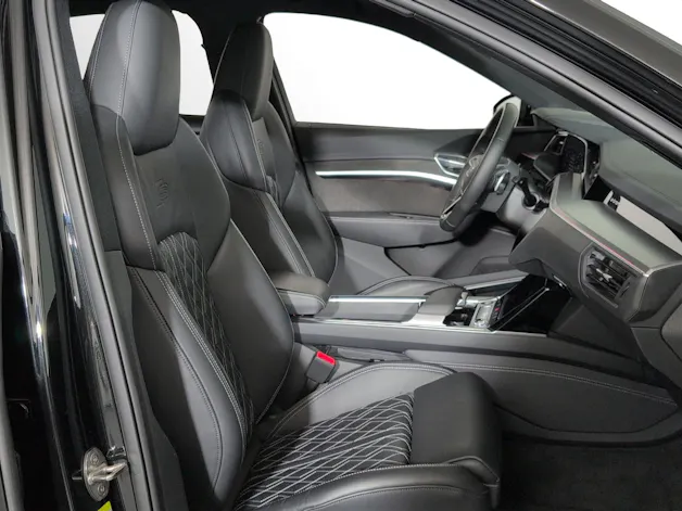 Audi e-tron 55 Sportback S Line Black Edition quattro