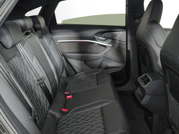 Audi e-tron 55 Sportback S Line Black Edition quattro