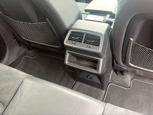 Audi e-tron 55 S Line Black Edition quattro