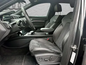 Audi e-tron 55 S Line Black Edition quattro