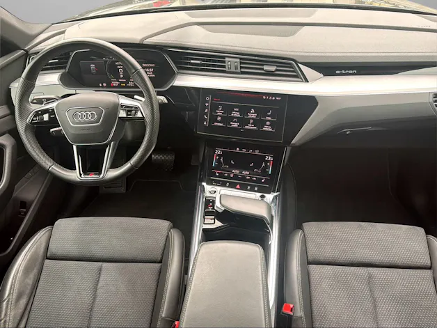 Audi e-tron 55 S Line Black Edition quattro