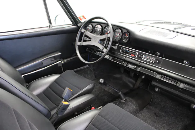 Porsche 911 2.4 S