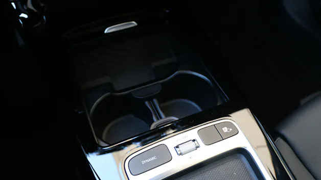 MERCEDES-BENZ A 250 e 8G-DCT