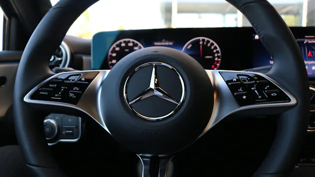 MERCEDES-BENZ A 250 e 8G-DCT