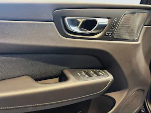 Volvo XC60 T8 eAWD PluginHybrid Plus Dark Geartronic