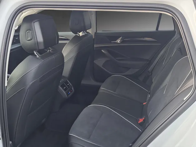 VW Passat Variant 2.0 TDI evo Business 4 Motion DSG